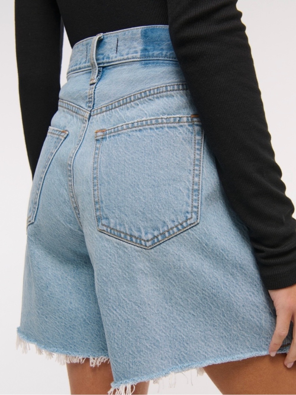 Abercrombie & Fitch High Rise Loose Denim Shorts - Picture 15 of 16